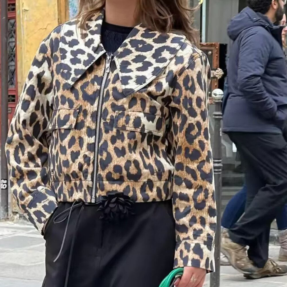 ONE LEFT. NWT Cropped Leopard  SPRING Jacket